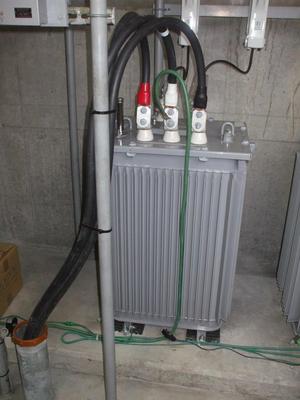 電灯トランス交換 75kVA→100kVA